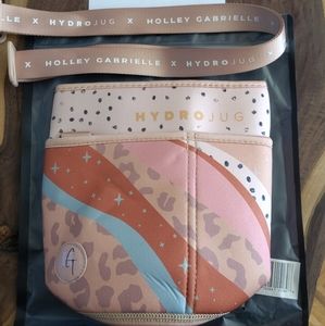 Hydrojug Holley Wild & Free sleeve